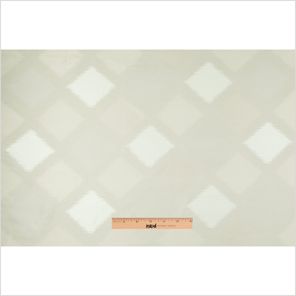 Pale Silver Double-Wide Diamond Woven - Full Pale Silver Double-Wide Diamond Woven - Full