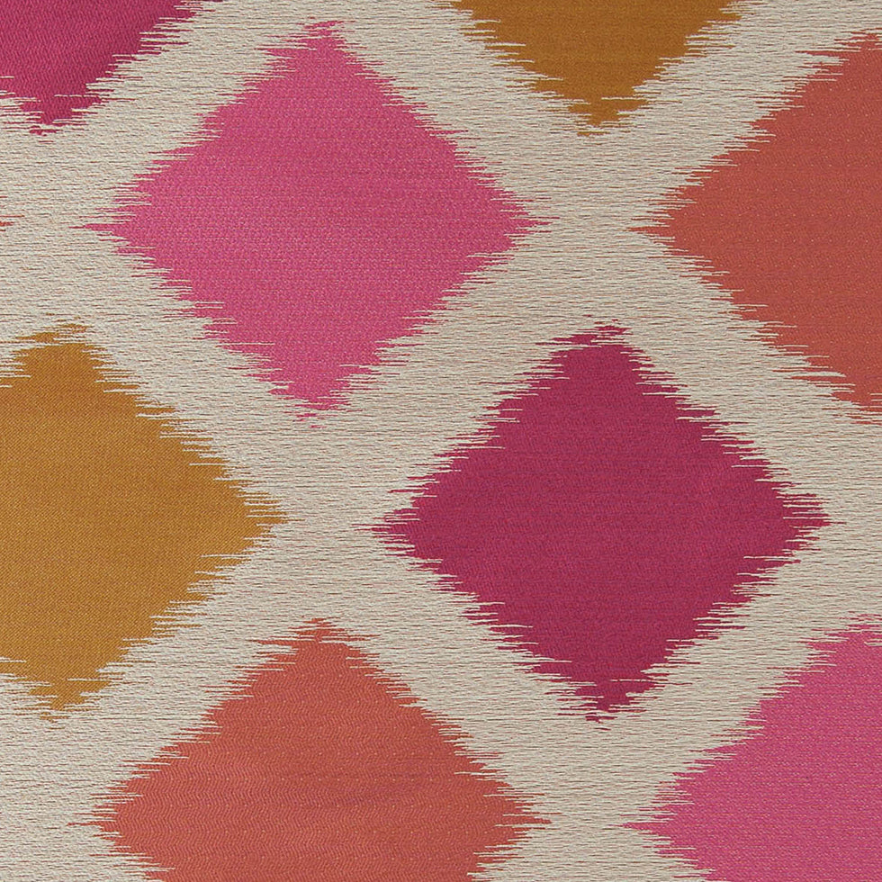 Raspberry Double-Wide Diamond Woven - Detail Raspberry Double-Wide Diamond Woven - Detail
