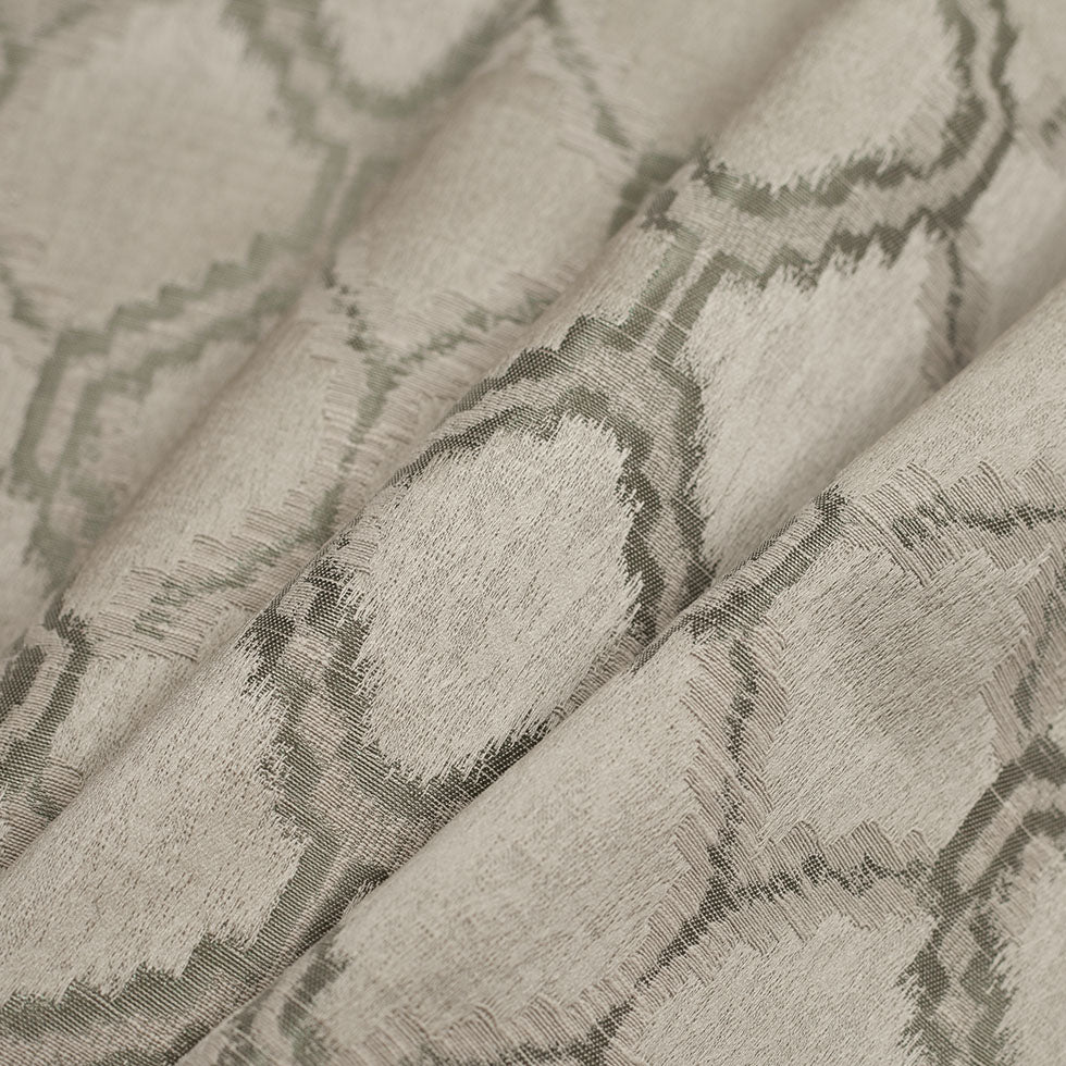 Indian Silver Geometric Poly/Cotton Woven Folded Indian Silver Geometric Poly/Cotton Woven Folded