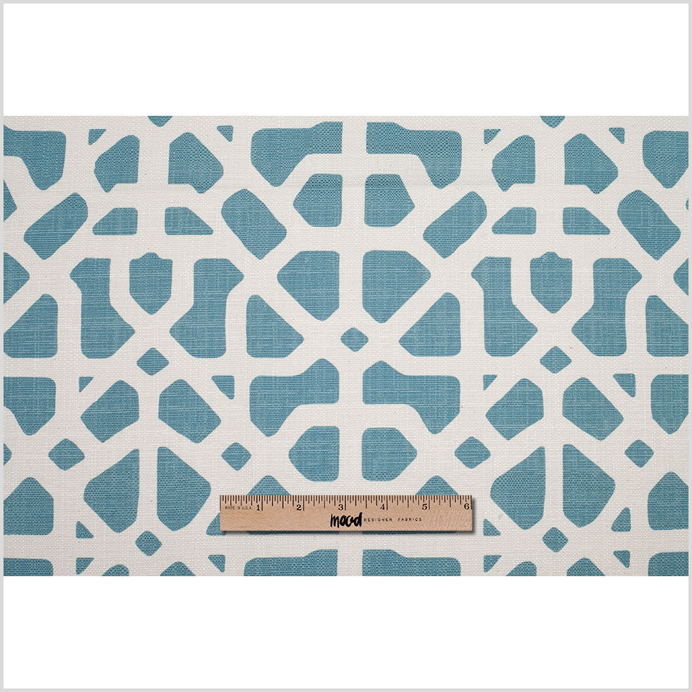 Spanish Blue/White Geometric Poly/Cotton Canvas - Full Spanish Blue/White Geometric Poly/Cotton Canvas - Full