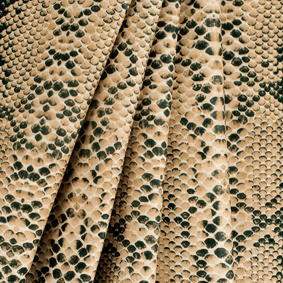 Anaconda Printed Micro-Polyester and Cotton Folded Anaconda Printed Micro-Polyester and Cotton Folded