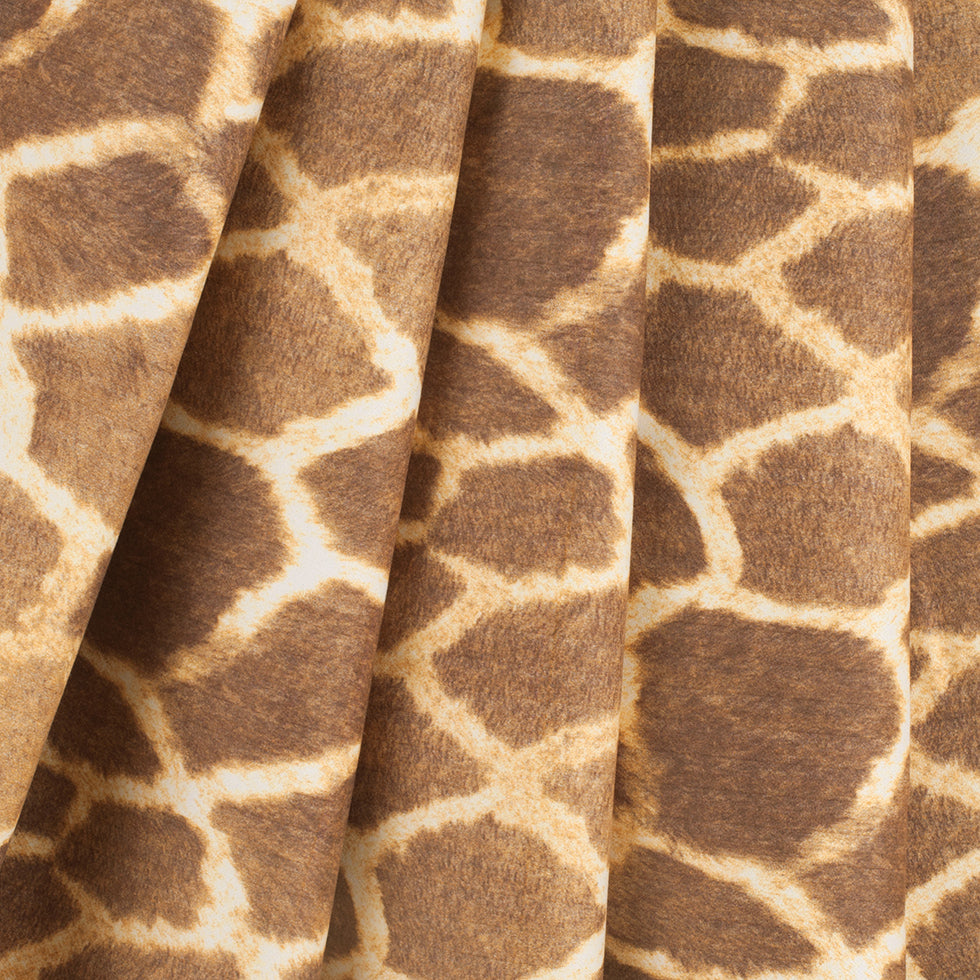 Giraffe Printed Micro-Polyester and Cotton - Folded Giraffe Printed Micro-Polyester and Cotton - Folded