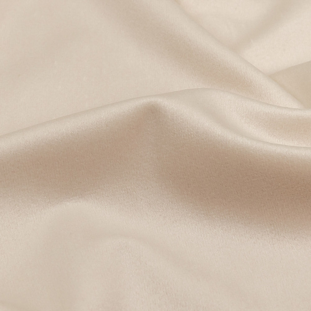 Sandshell Creamy Polyester Velvet - Detail Sandshell Creamy Polyester Velvet - Detail