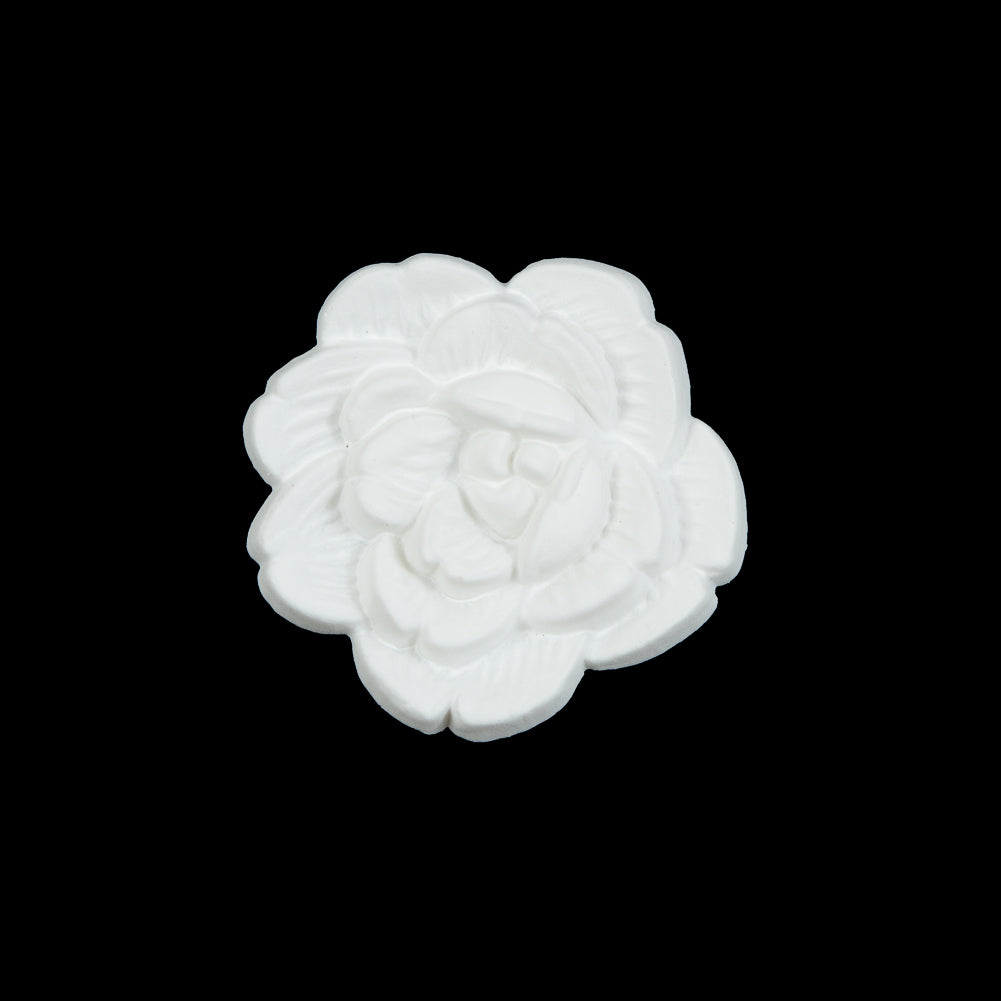 Italian White Flower Shank Back Button - 36L/23mm Italian White Flower Shank Back Button - 36L/23mm