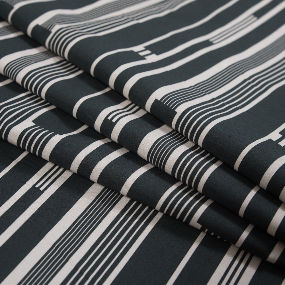 Mood Exclusive Electric Pale Pink Cotton Poplin - Detail Mood Exclusive Electric Pale Pink Cotton Poplin - Detail