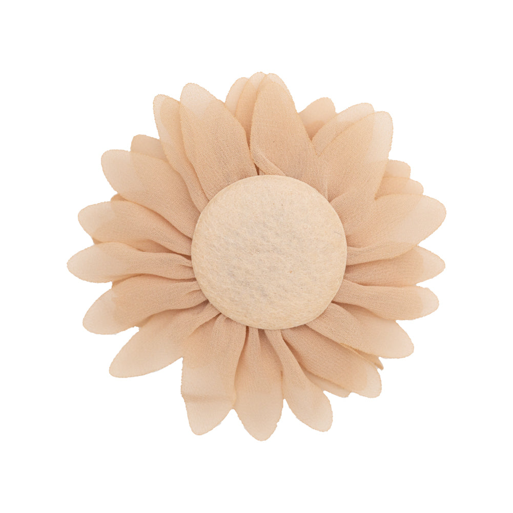 Italian Beige 3D Flower Applique - 4" Detail Italian Beige 3D Flower Applique - 4" Detail