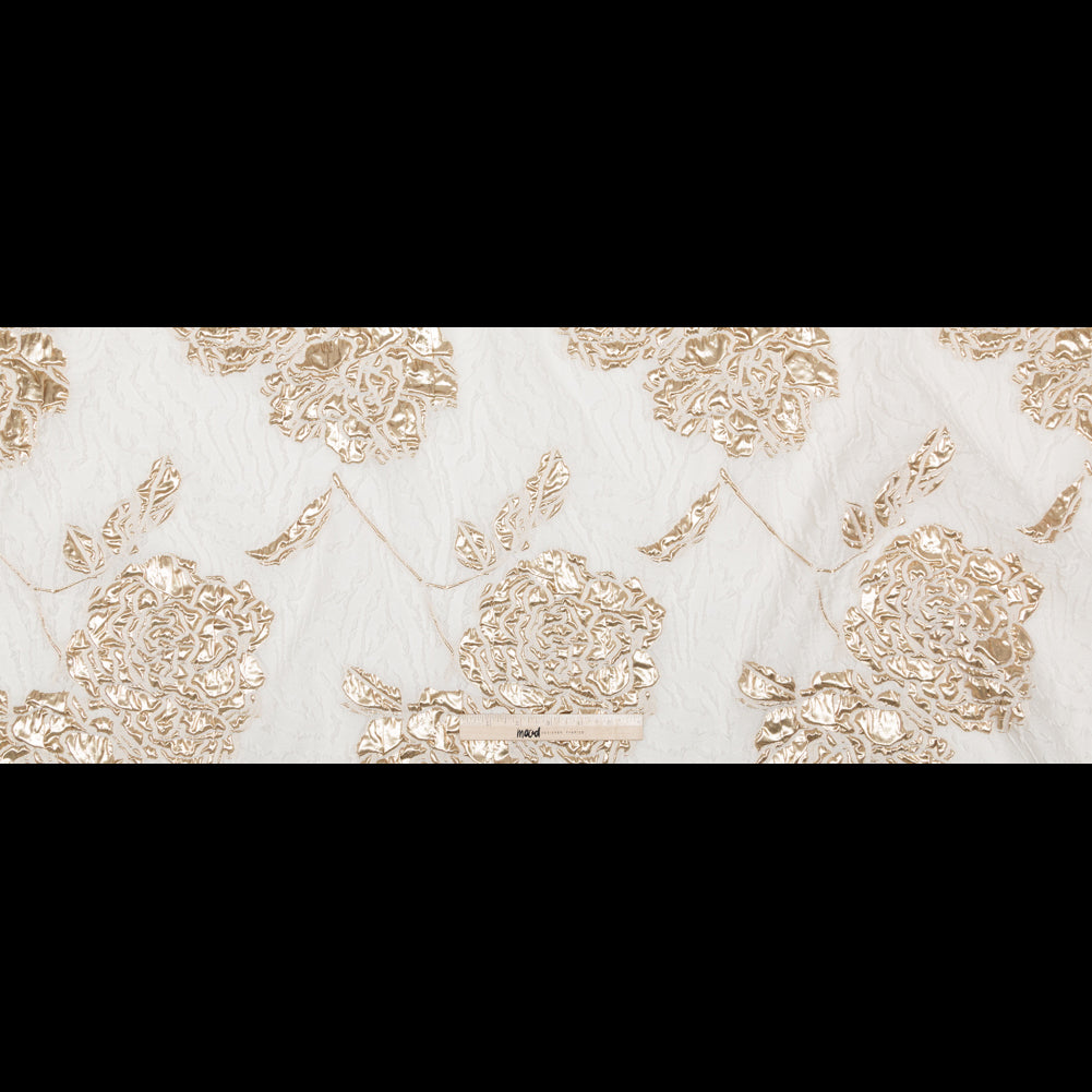 Metallic Bright Gold and Snow White Rosy Luxury Brocade Full Metallic Bright Gold and Snow White Rosy Luxury Brocade Full