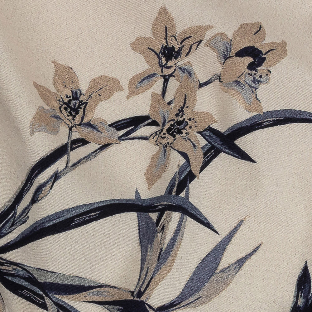 Mood Exclusive Ivory Soft Shadows Stretch Cotton Twill Detail Mood Exclusive Ivory Soft Shadows Stretch Cotton Twill Detail
