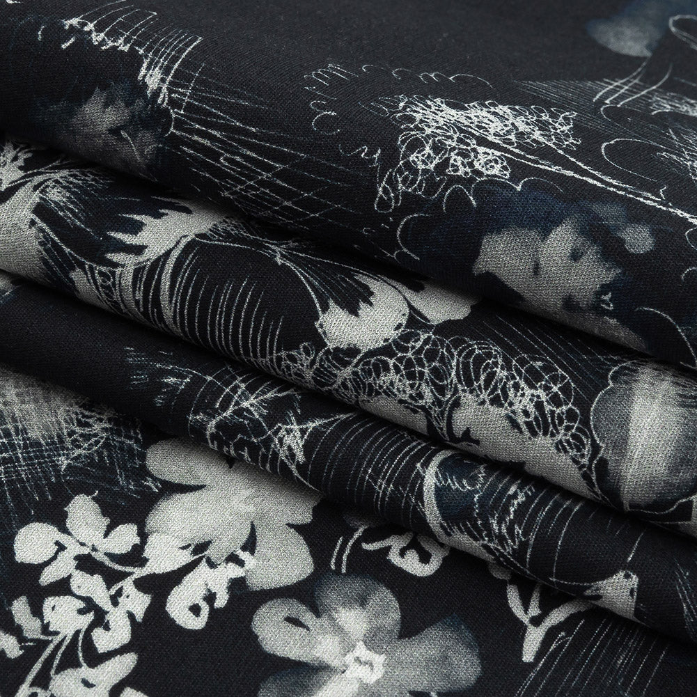Mood Exclusive Midnight En Plein Air Stretch Cotton Poplin Folded Mood Exclusive Midnight En Plein Air Stretch Cotton Poplin Folded
