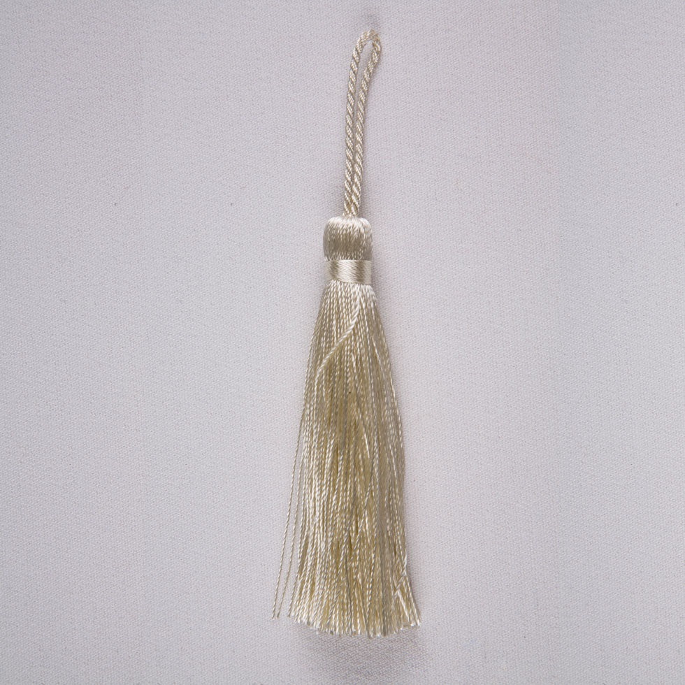 3.5 Ivory Basic Tassel 3.5 Ivory Basic Tassel