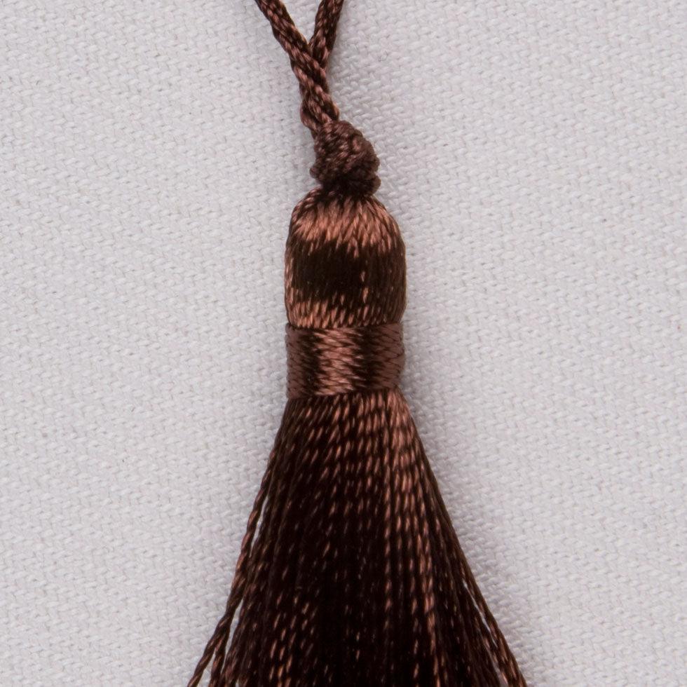 2 Chocolate Basic Tassel - Detail 2 Chocolate Basic Tassel - Detail