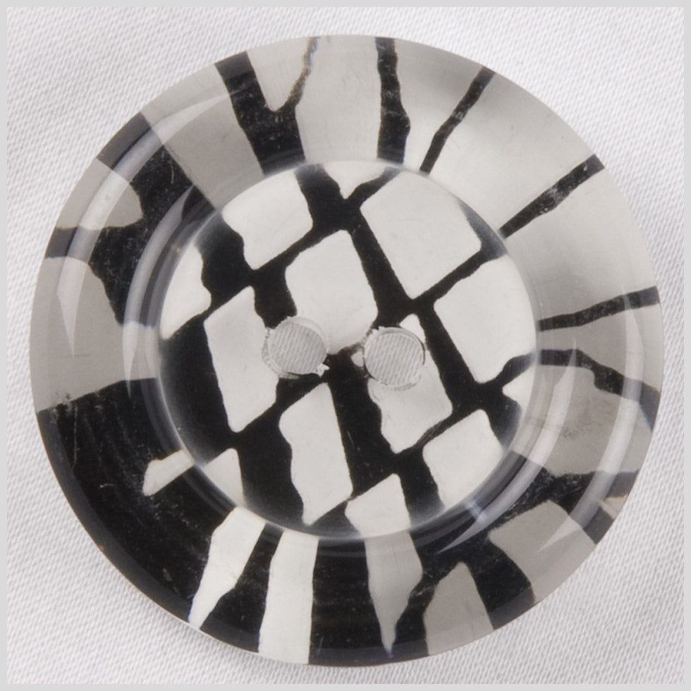 Clear Black Plastic Button - 36L/23mm Clear Black Plastic Button - 36L/23mm