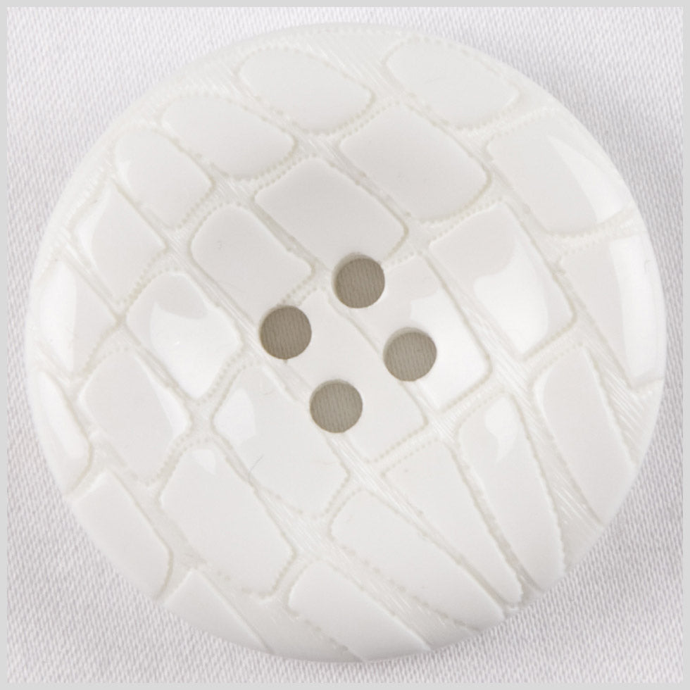 White Plastic Button - 44L/28mm White Plastic Button - 44L/28mm
