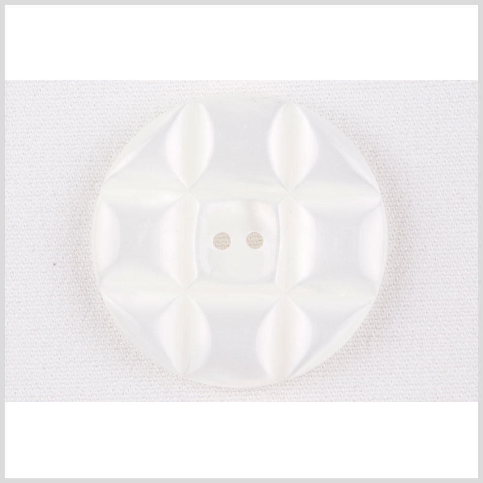 Clear White Plastic Button - 44L/28mm Clear White Plastic Button - 44L/28mm