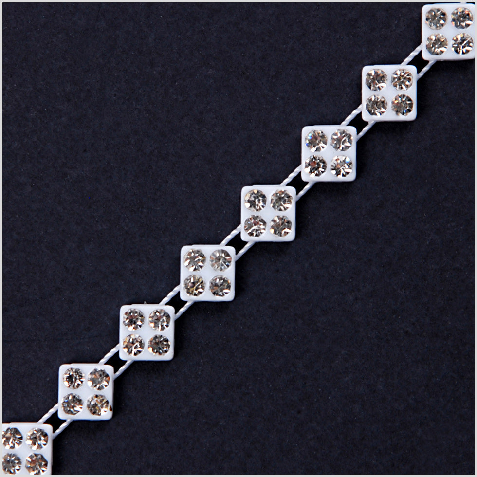 3.2mm White/Crystal Plastic & Glass 3.2mm White/Crystal Plastic & Glass