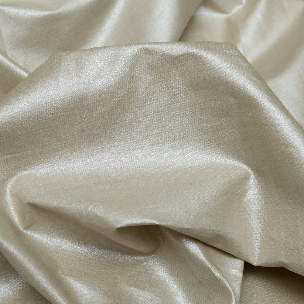Italian Pearl Solid Metallic Ramie - Detail Italian Pearl Solid Metallic Ramie - Detail