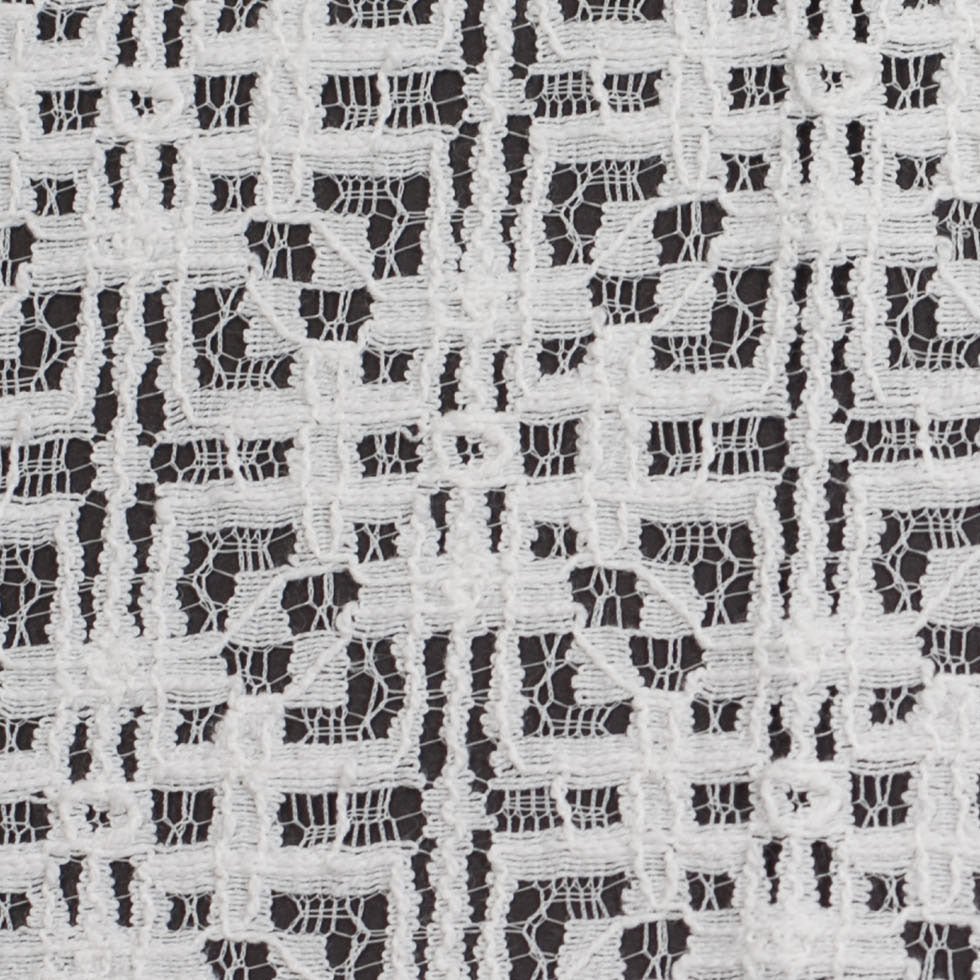White Geometric Cotton-Nylon Lace Detail White Geometric Cotton-Nylon Lace Detail