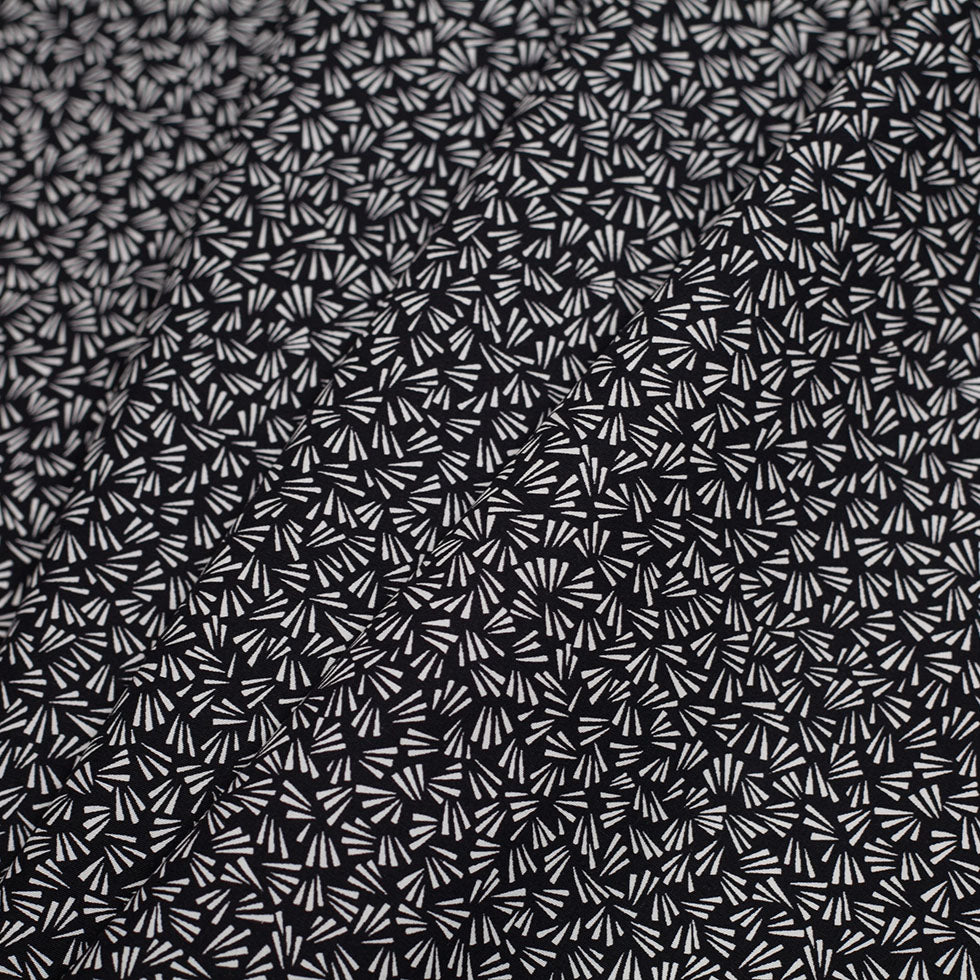 Liberty of London Lewin Black/White Cotton Poplin Folded Liberty of London Lewin Black/White Cotton Poplin Folded