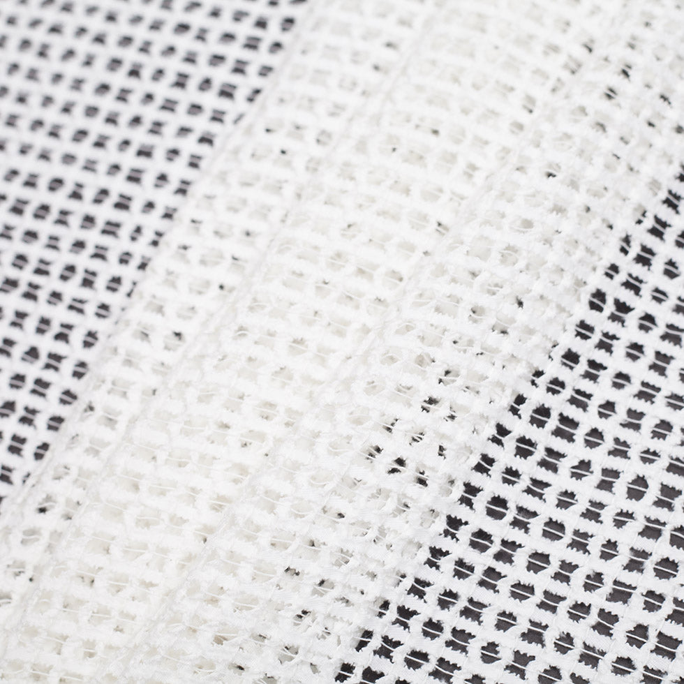 Snow White 100% Cotton Relaxed Woven - Folded Snow White 100% Cotton Relaxed Woven - Folded