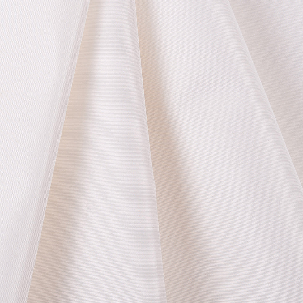Premier White Heavy 100% Silk Taffeta Detail Premier White Heavy 100% Silk Taffeta Detail