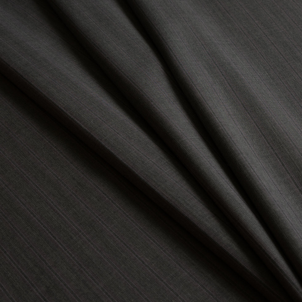 Neutral Gray/Pink Pinstriped Super 120 Wool Suiting Detail Neutral Gray/Pink Pinstriped Super 120 Wool Suiting Detail