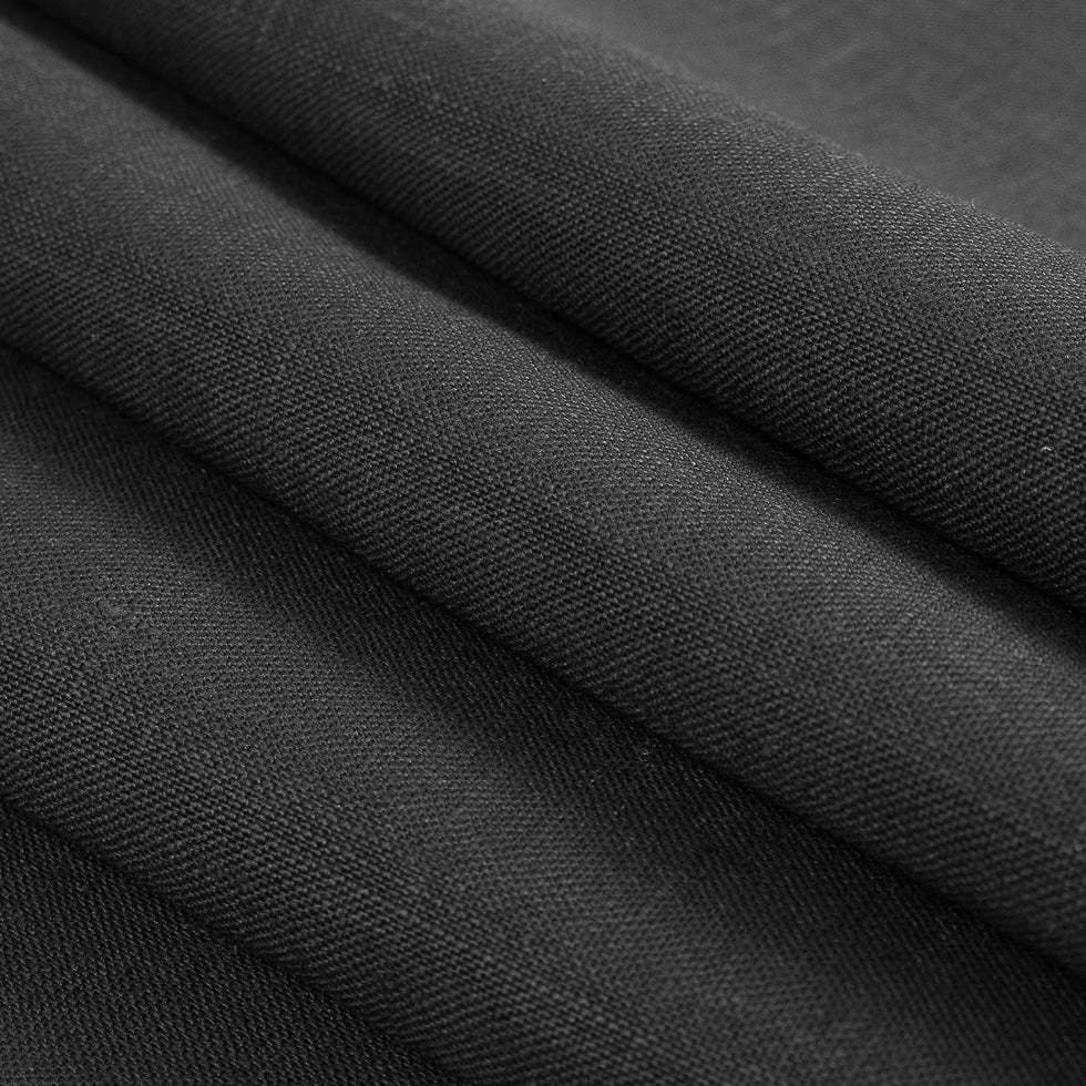 Black Medium-Weight Linen - Detail Black Medium-Weight Linen - Detail