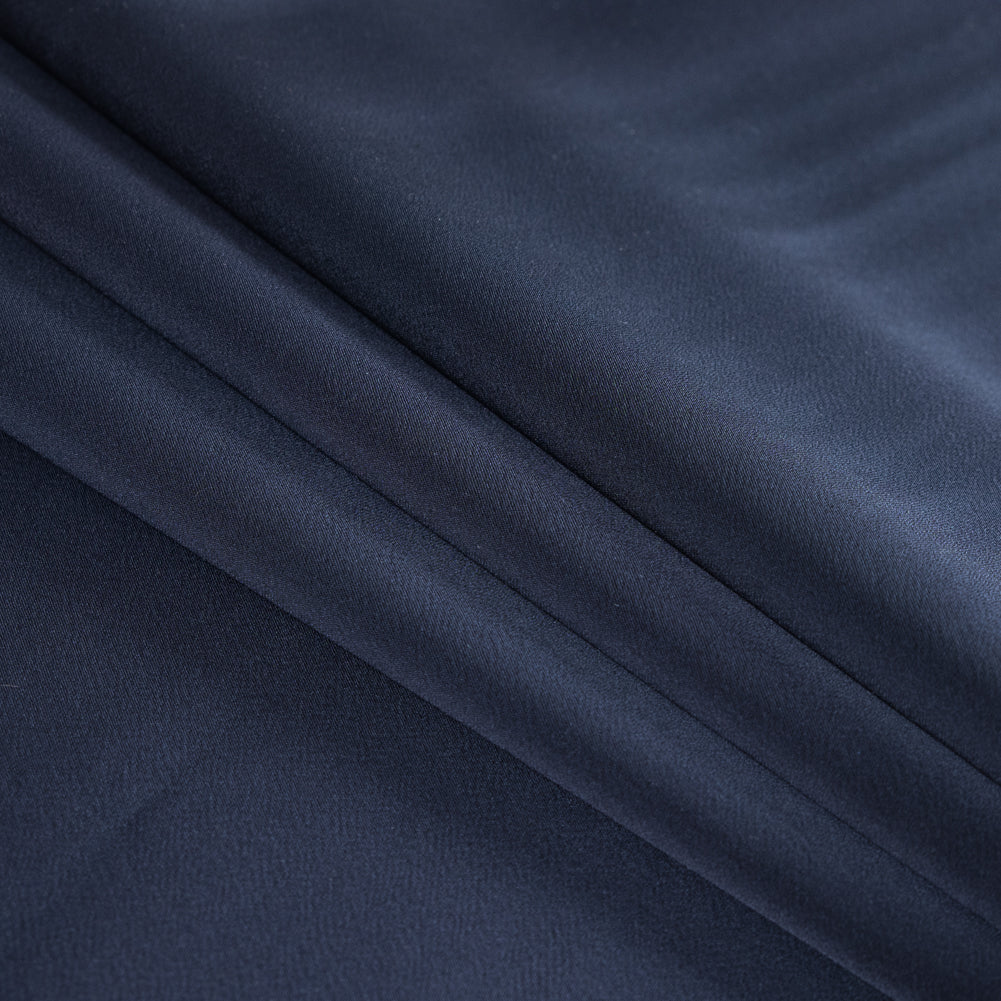 Rag & Bone Beige Crepe Backed Navy Polyester Satin Detail Rag & Bone Beige Crepe Backed Navy Polyester Satin Detail