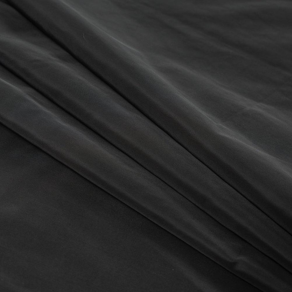 Black Wind Resistant Polyester with P/D Finishing - 75D*75D - Detail Black Wind Resistant Polyester with P/D Finishing - 75D*75D - Detail