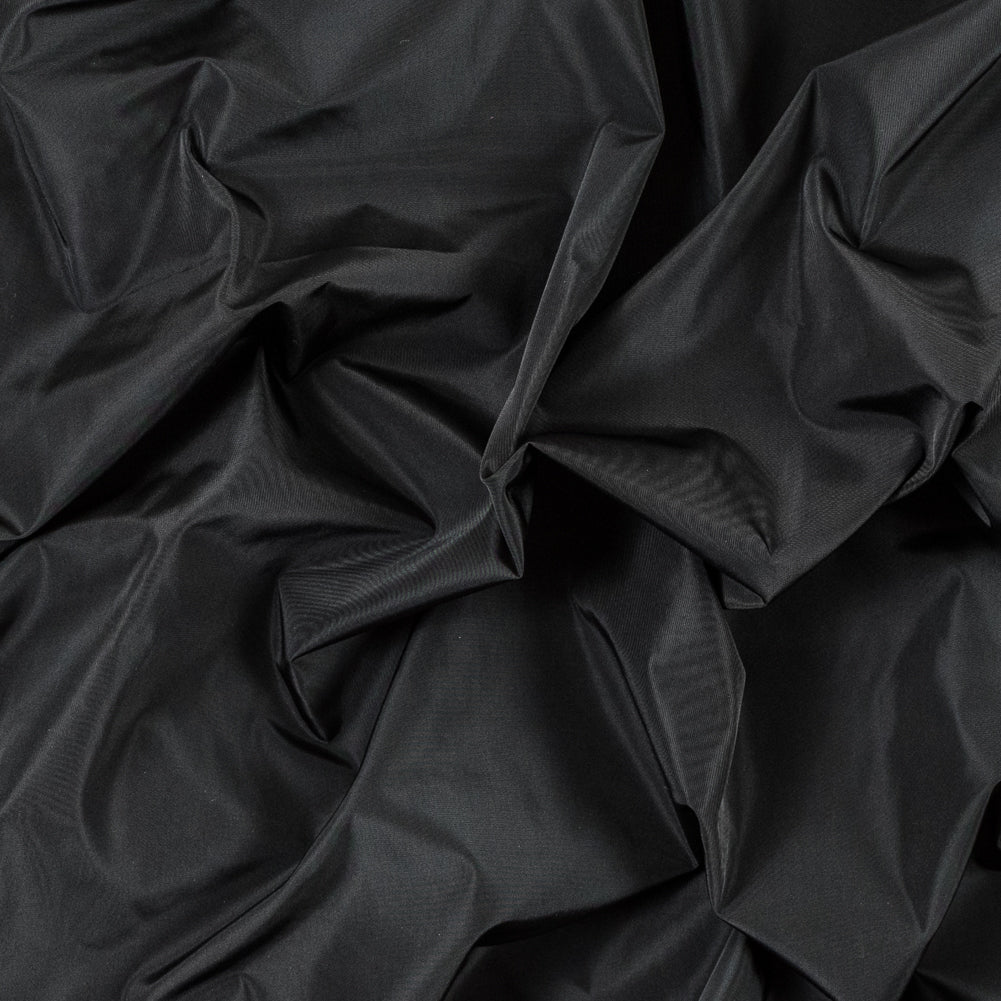 Black Wind Resistant Polyester with P/D Finishing - 75D*75D Black Wind Resistant Polyester with P/D Finishing - 75D*75D