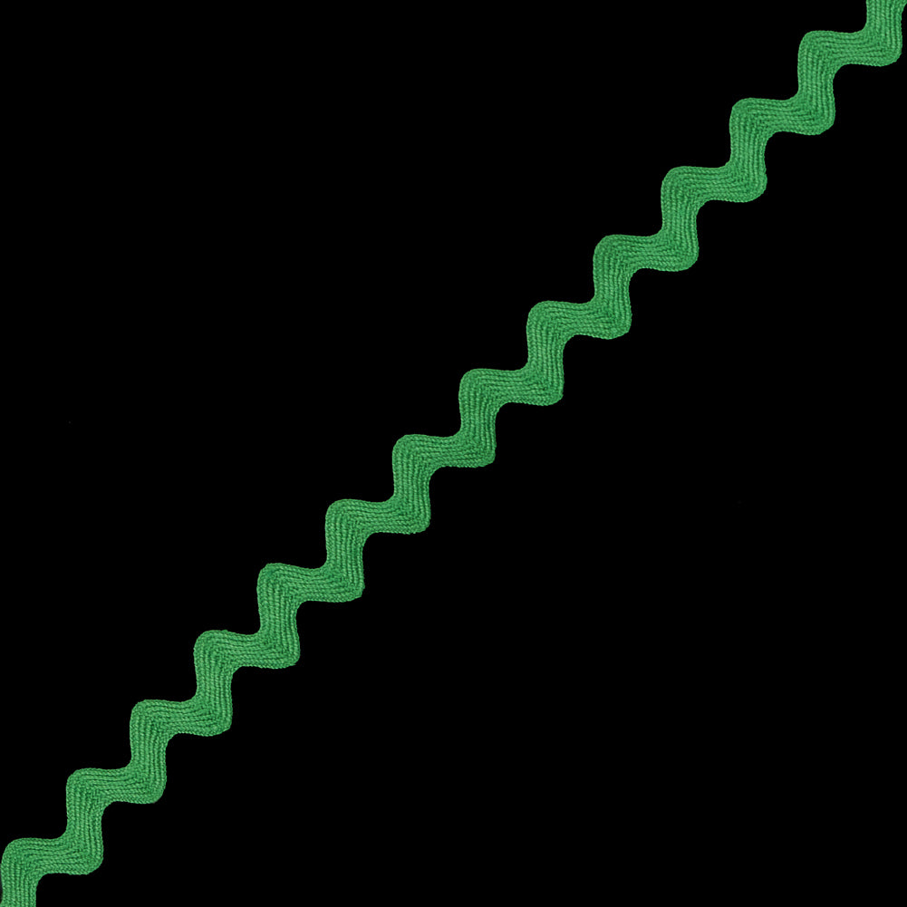 Grass Green Ric Rac Ribbon - 0.5" Detail Grass Green Ric Rac Ribbon - 0.5" Detail