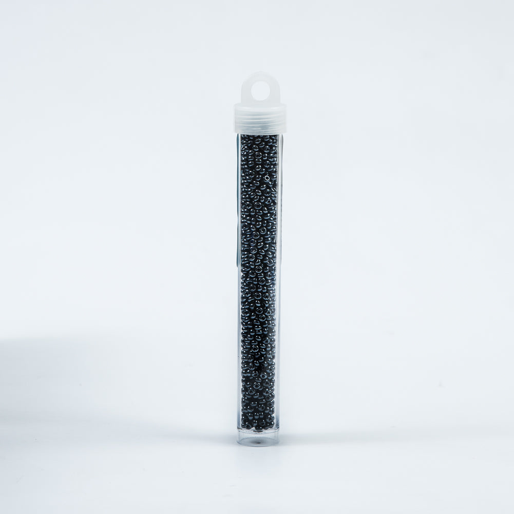 Metallic Gunmetal Czech Seed Beads - Size 8 Detail