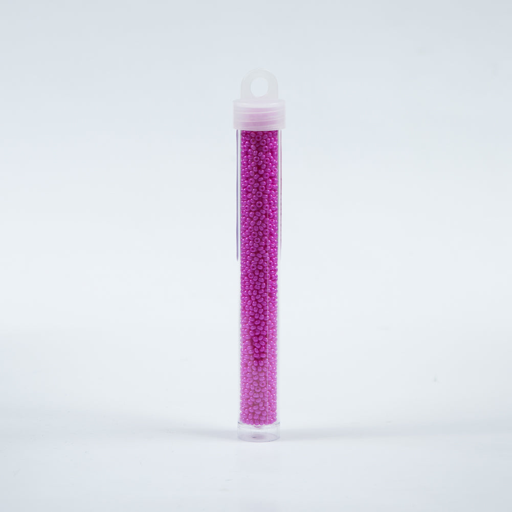 Dyed Hot Pink Czech Seed Beads - Size 10 Detail