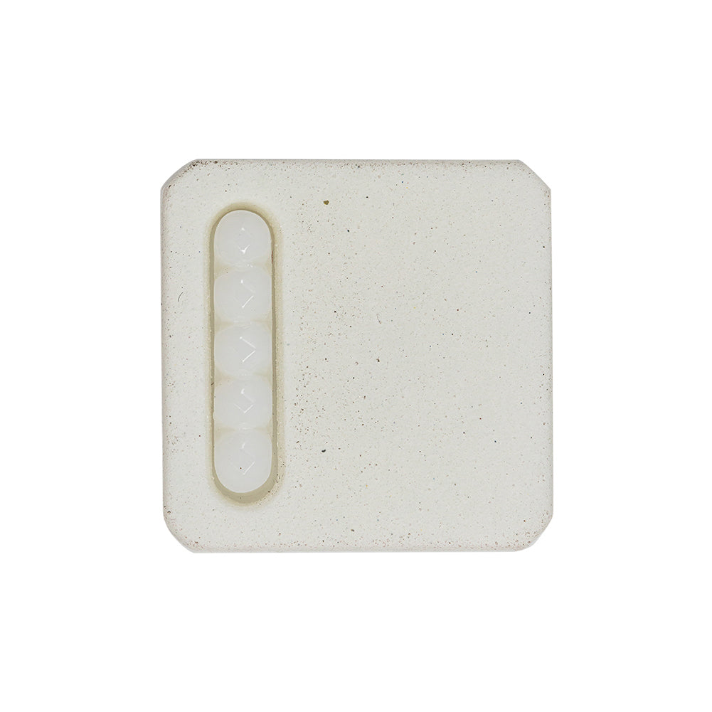White Square with Molded Decoration 2-Piece Shank Back Plastic Button - 44L/28mm White Square with Molded Decoration 2-Piece Shank Back Plastic Button - 44L/28mm