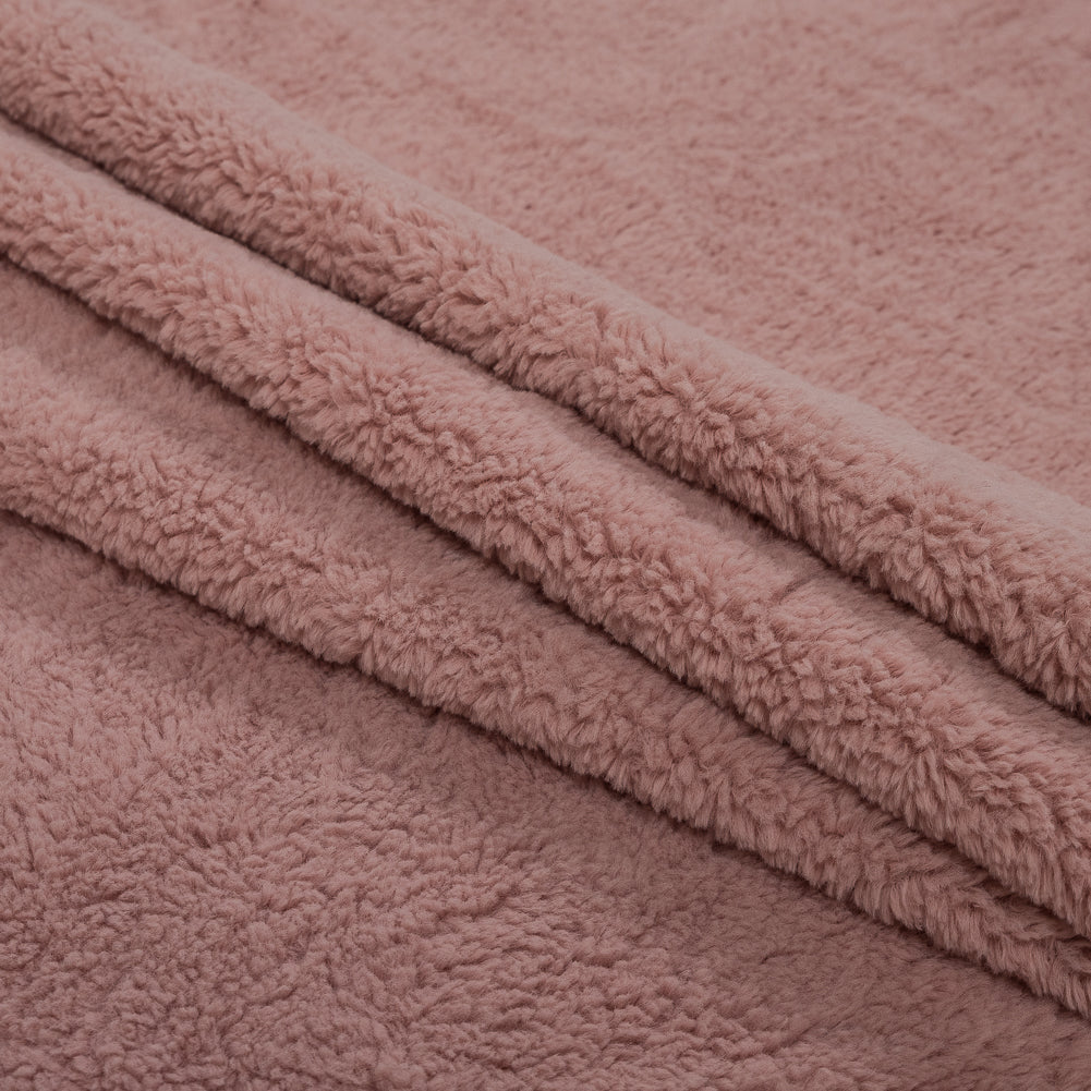 Pink Short-Pile Faux Fur - Detail Pink Short-Pile Faux Fur - Detail