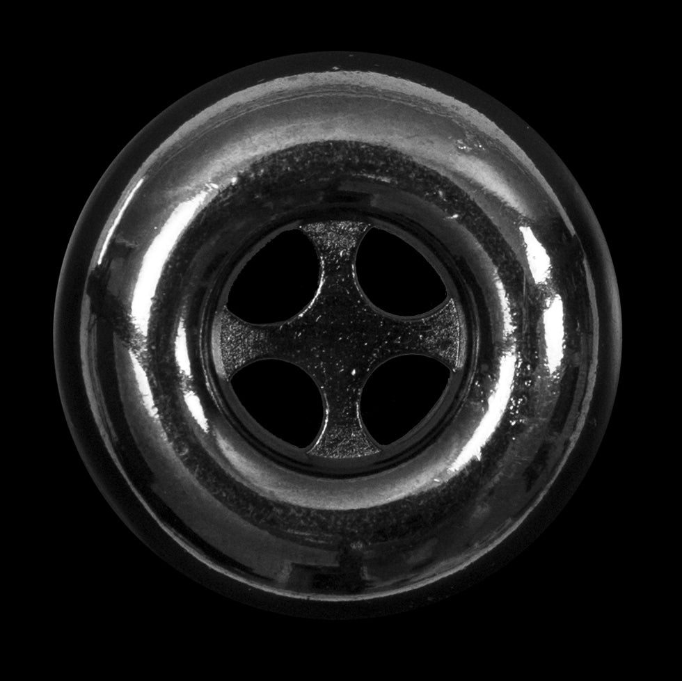 Italian Silver Metal 4-Hole Button - 54L/34mm Italian Silver Metal 4-Hole Button - 54L/34mm