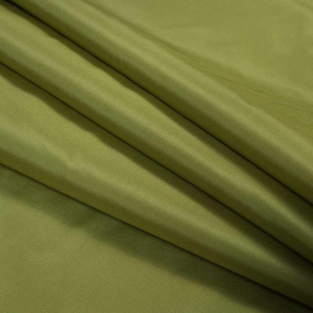Polyester Taffeta - Plain Dyed Grass Green - Bellamy Collection Detail Polyester Taffeta - Plain Dyed Grass Green - Bellamy Collection Detail