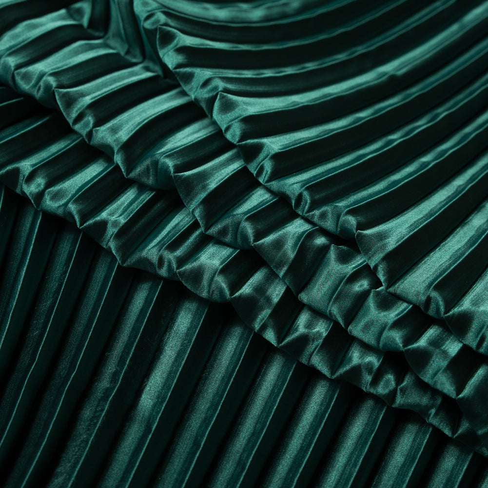 Pleated Stretch Satin - Emerald Green - Andreas Collection Detail Pleated Stretch Satin - Emerald Green - Andreas Collection Detail