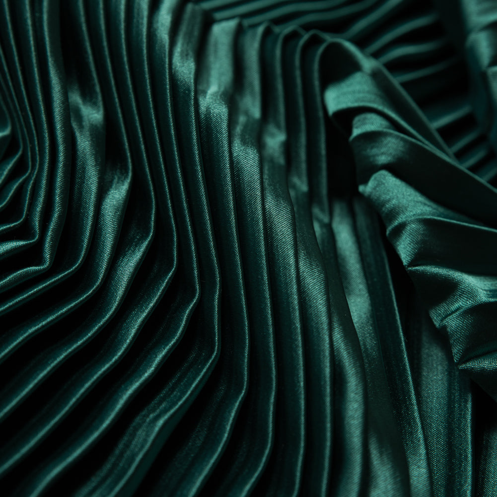 Pleated Stretch Satin - Emerald Green - Andreas Collection Full Pleated Stretch Satin - Emerald Green - Andreas Collection Full