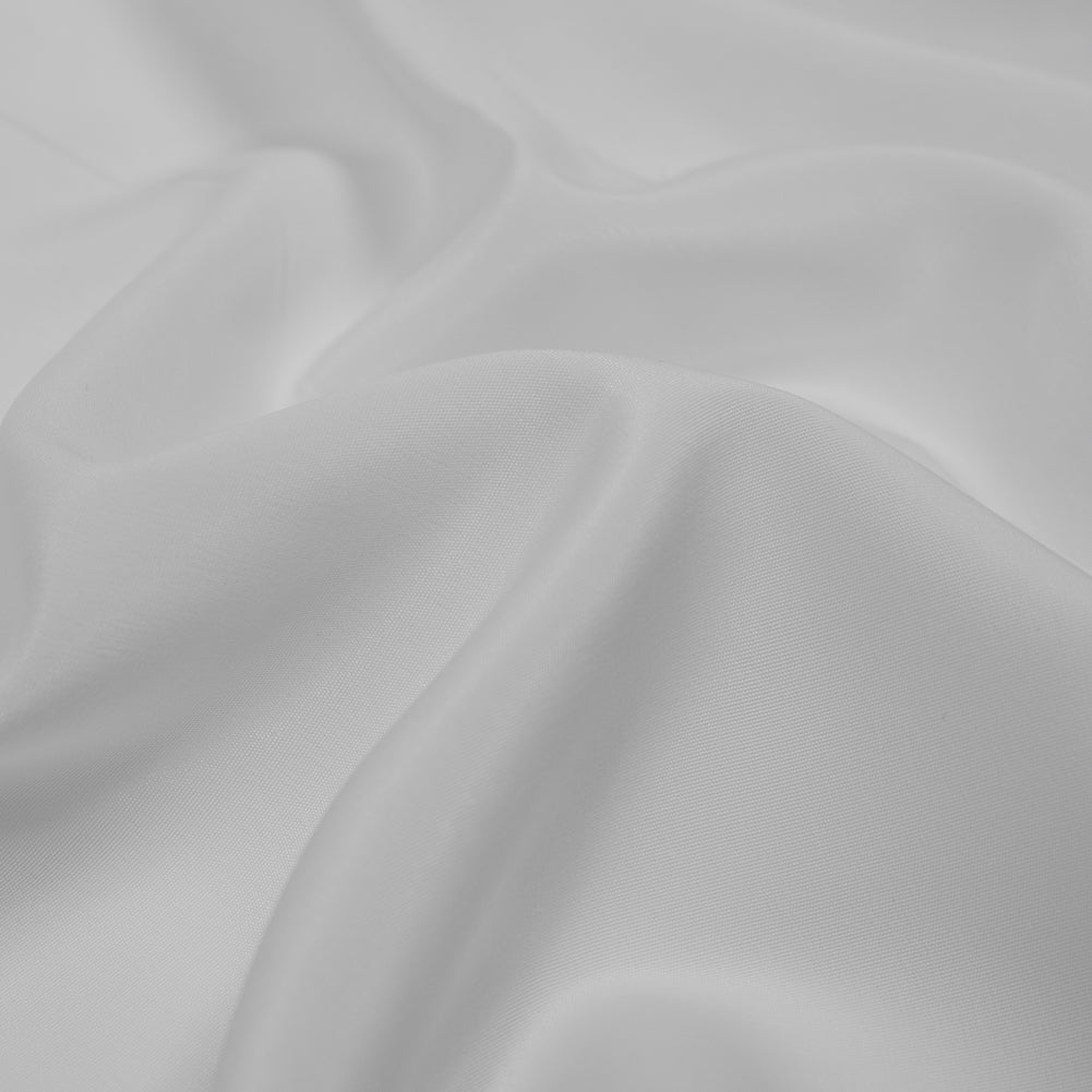 Polyester Peachskin - White Detail Polyester Peachskin - White Detail