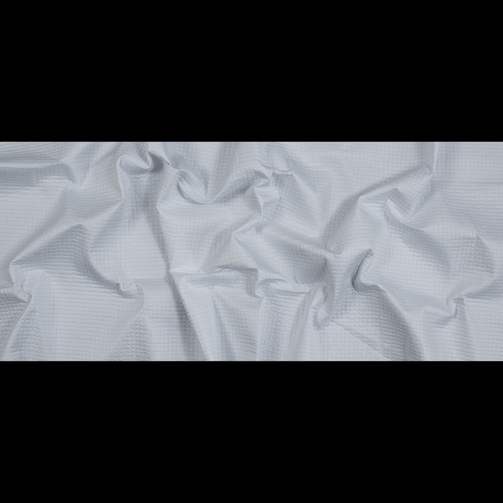 White Square Quilted Polyester Coating Full White Square Quilted Polyester Coating Full