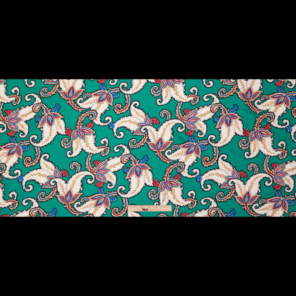 Famous NYC Designer Italian Vivid Green Paisley Silk and Wool Twill Full Famous NYC Designer Italian Vivid Green Paisley Silk and Wool Twill Full