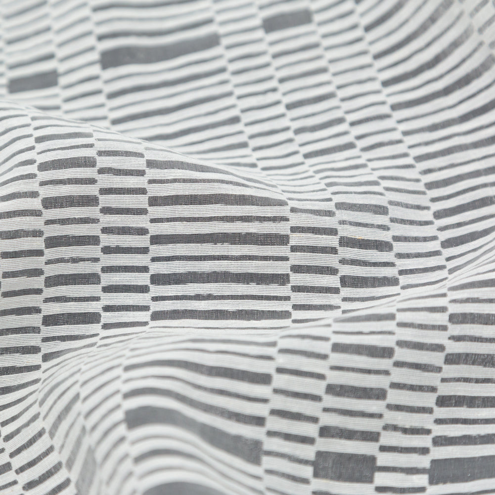Italian Off-White Novelty Geometric Woven Organza Detail Italian Off-White Novelty Geometric Woven Organza Detail
