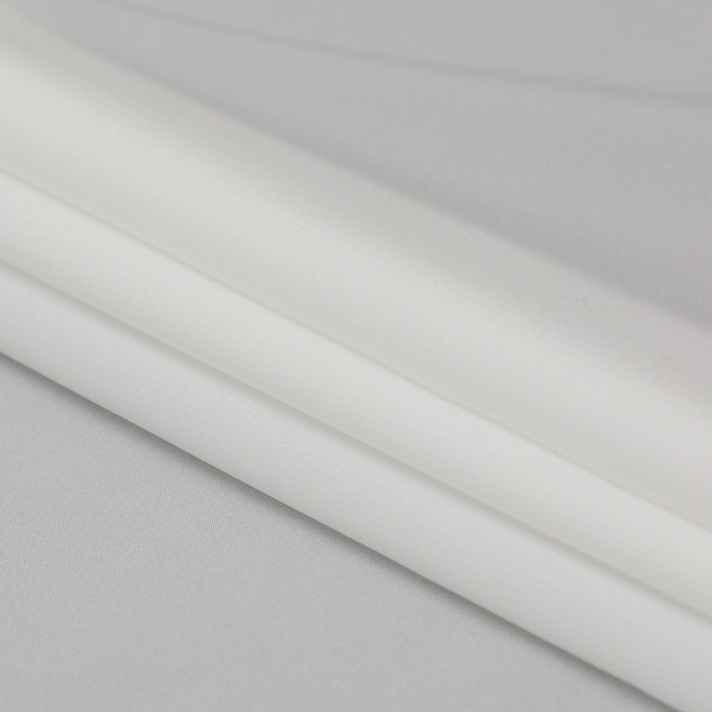 Theory White Stretch Polyester Crepe Folded Theory White Stretch Polyester Crepe Folded