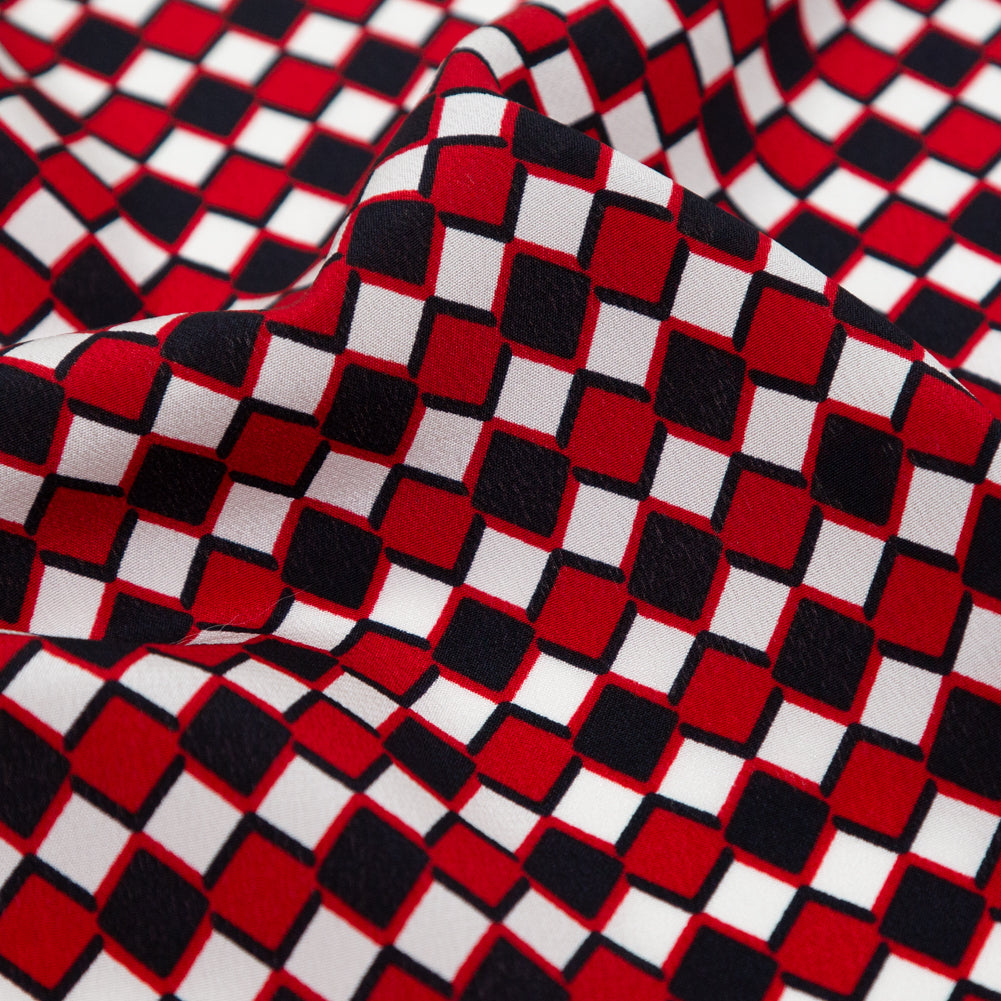 Red, Black and White Diamonds Silk Crepe de Chine Detail Red, Black and White Diamonds Silk Crepe de Chine Detail