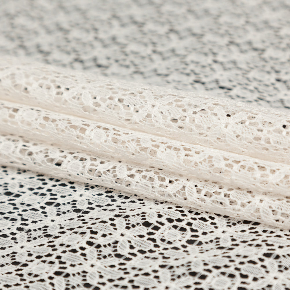 Famous NYC Designer Crystal Gray Stretch Floral Lace Folded Famous NYC Designer Crystal Gray Stretch Floral Lace Folded