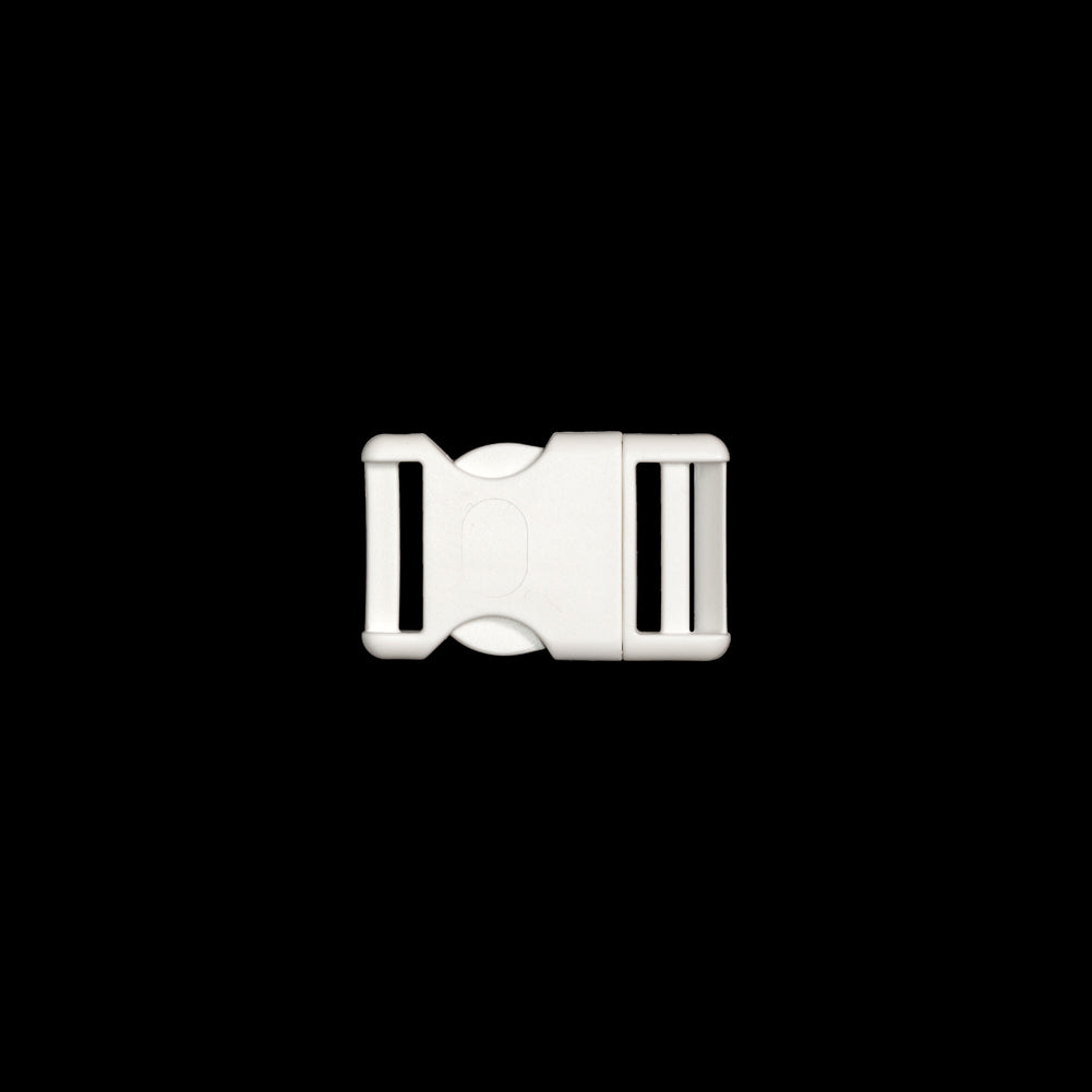 Lucille Italian Medium Cloud Dancer Plastic Release Buckle Detail Lucille Italian Medium Cloud Dancer Plastic Release Buckle Detail