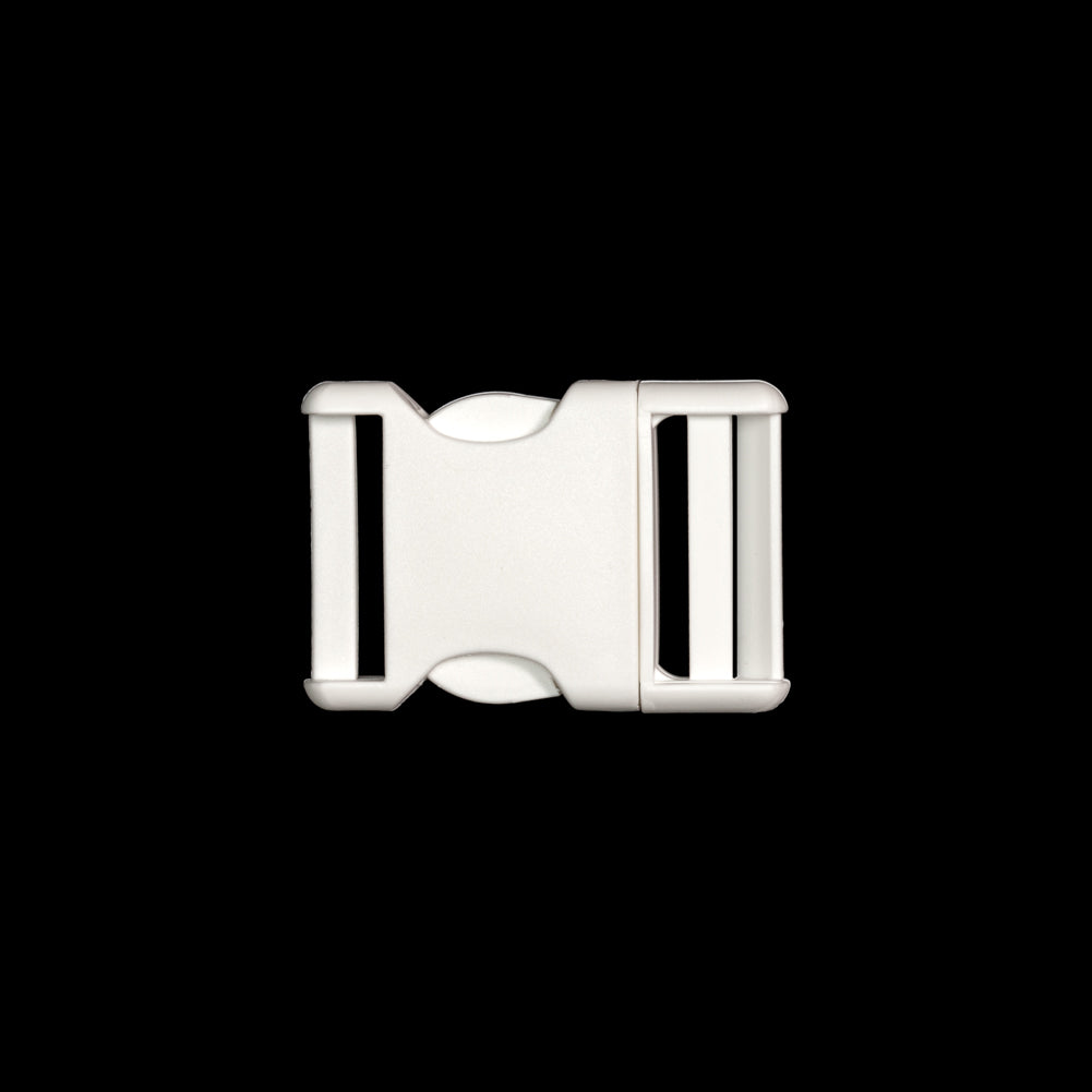 Lucille Italian Large Cloud Dancer Plastic Release Buckle Detail Lucille Italian Large Cloud Dancer Plastic Release Buckle Detail