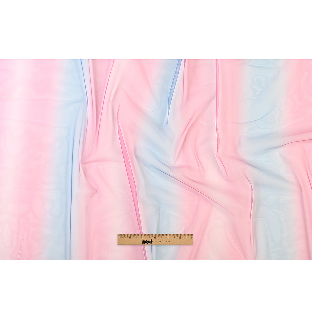 Ombre Shadow Tulle - Fuchsia and Blue Drape Ombre Shadow Tulle - Fuchsia and Blue Drape