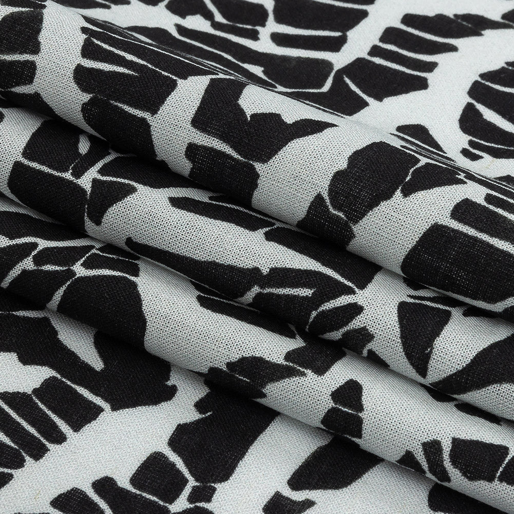 Lightweight Viscose-Linen Woven Print - Black and White Abstract - Mood Exclusive Shattered Glass Detail Lightweight Viscose-Linen Woven Print - Black and White Abstract - Mood Exclusive Shattered Glass Detail