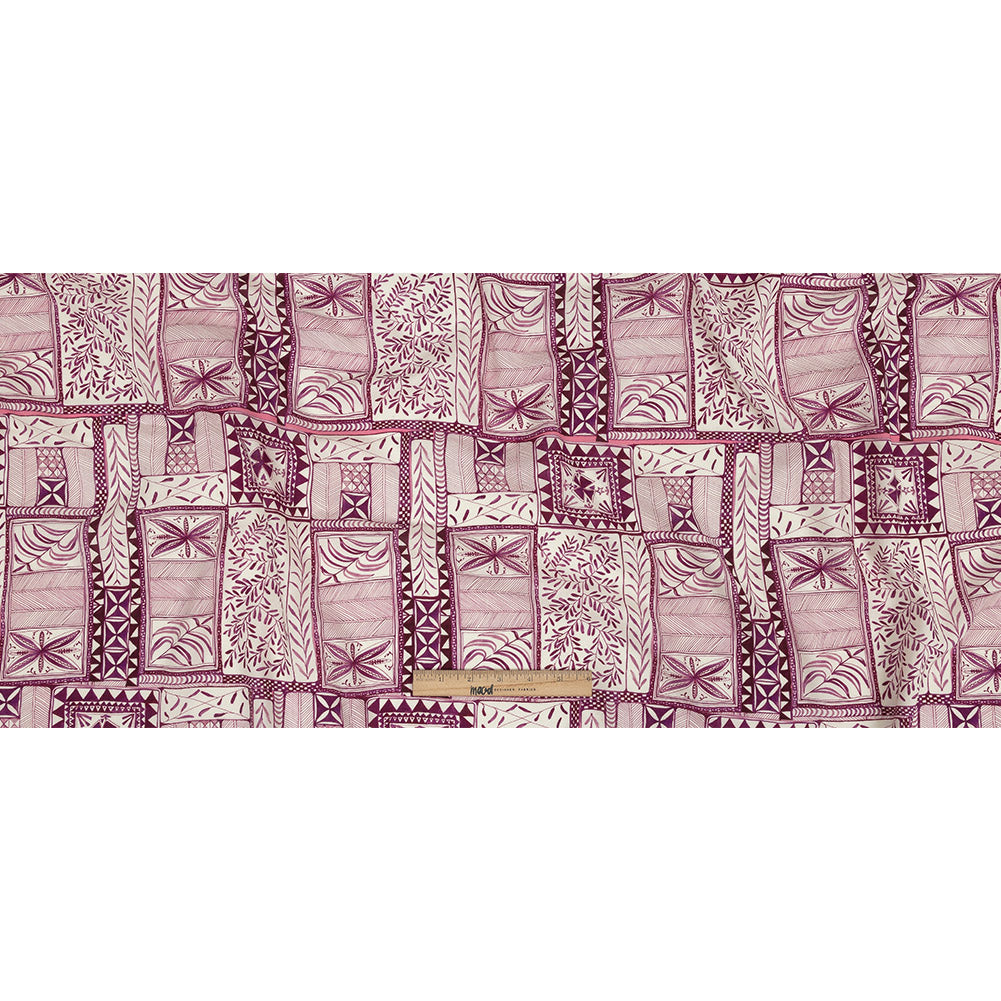 Lightweight Viscose-Linen Woven Print - Magenta Patchwork Doodles - Mood Exclusive Collector’s Botany Folded Lightweight Viscose-Linen Woven Print - Magenta Patchwork Doodles - Mood Exclusive Collector’s Botany Folded